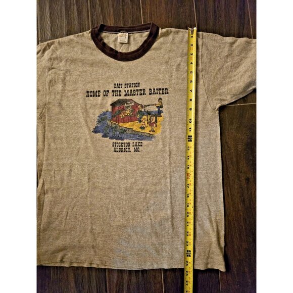 VINTAGE 70s 80s RINGER T-SHIRT XL Bait Station MASTER BAITER Stockton Lake MO - Picture 5 of 5